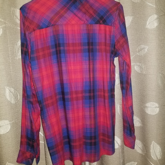 Long Sleeve Plaid Gap shirt Lightweight - Picture 2 of 5